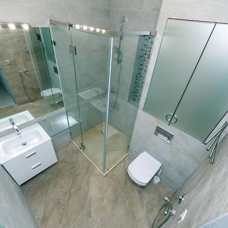 Hotrent City Deluxe Киев Экстерьер фото