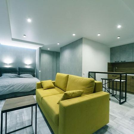Hotrent City Deluxe Киев Экстерьер фото