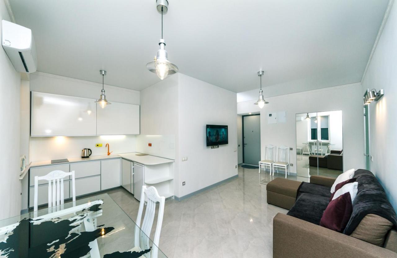 Hotrent City Deluxe Киев Экстерьер фото