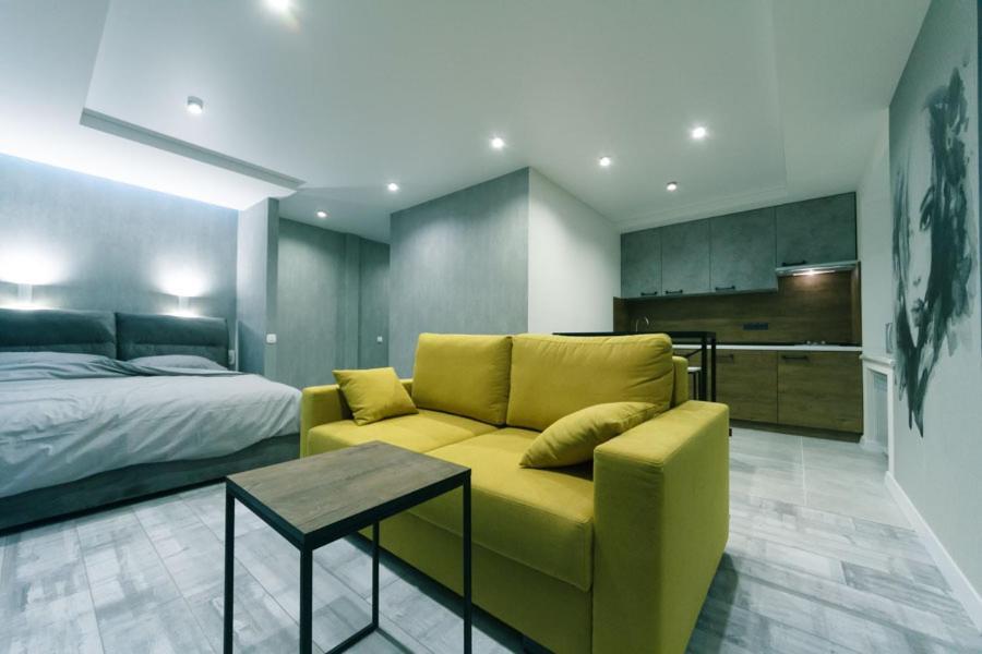 Hotrent City Deluxe Киев Экстерьер фото