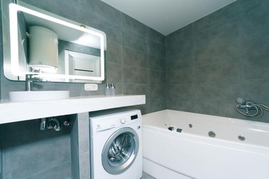 Hotrent City Deluxe Киев Экстерьер фото
