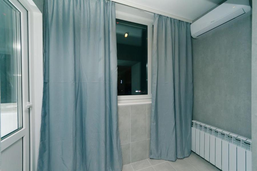 Hotrent City Deluxe Киев Экстерьер фото