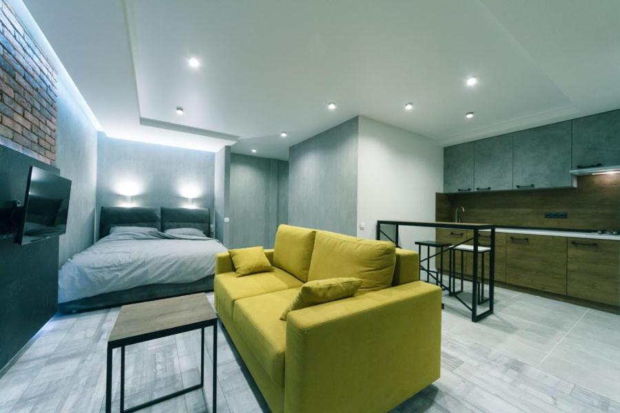 Hotrent City Deluxe Киев Экстерьер фото